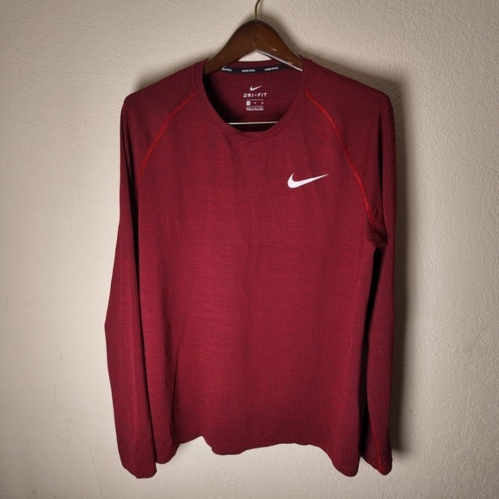 Nike Pro‎ T-Shirt Mens XL Red Dri-FIT Active Training Pullover Long Sleeve